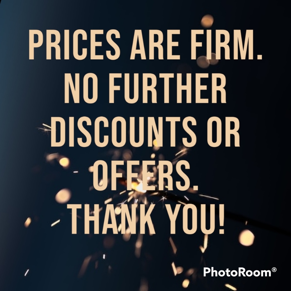 🔥FINAL PRICE DROPS ON SELECT ITEMS FOR THE NEW YEAR CLOSET CLEAR-OUT SAL